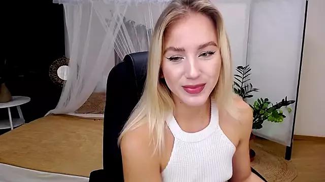 DianaMayday on StripChat 