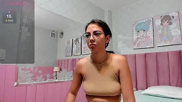 Hot_Adiction on StripChat 