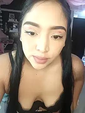 Idalide27 on StripChat 