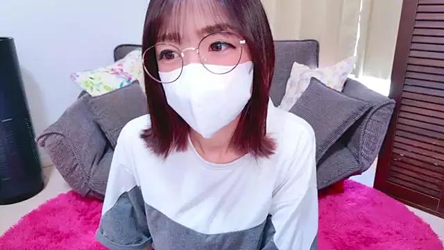 saki_Nyan on StripChat 