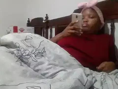 ThicParis on StripChat 