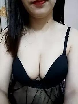 XiaoZhu502 on StripChat 